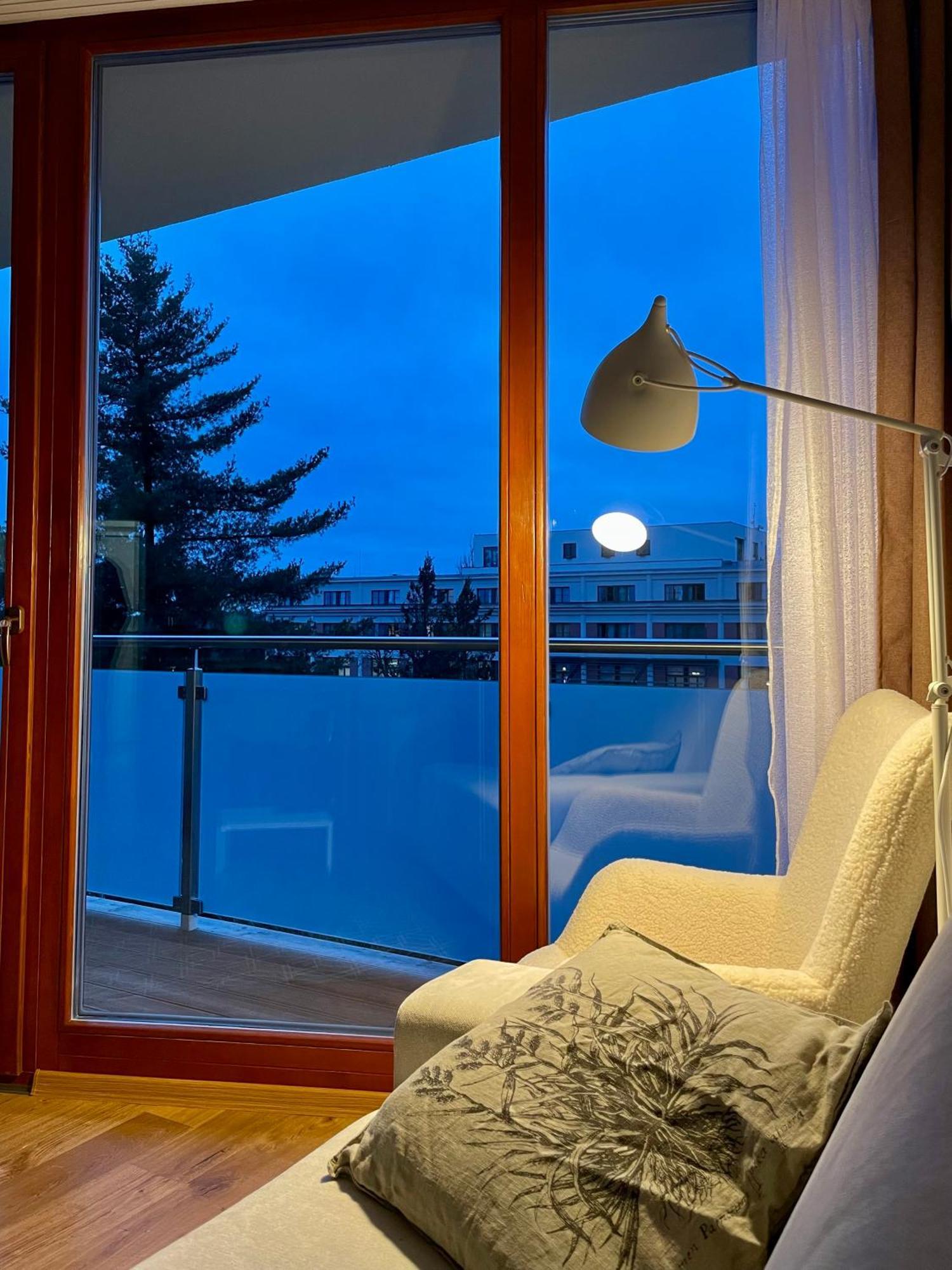 Apartman Astra Sezimovo Usti Zewnętrze zdjęcie